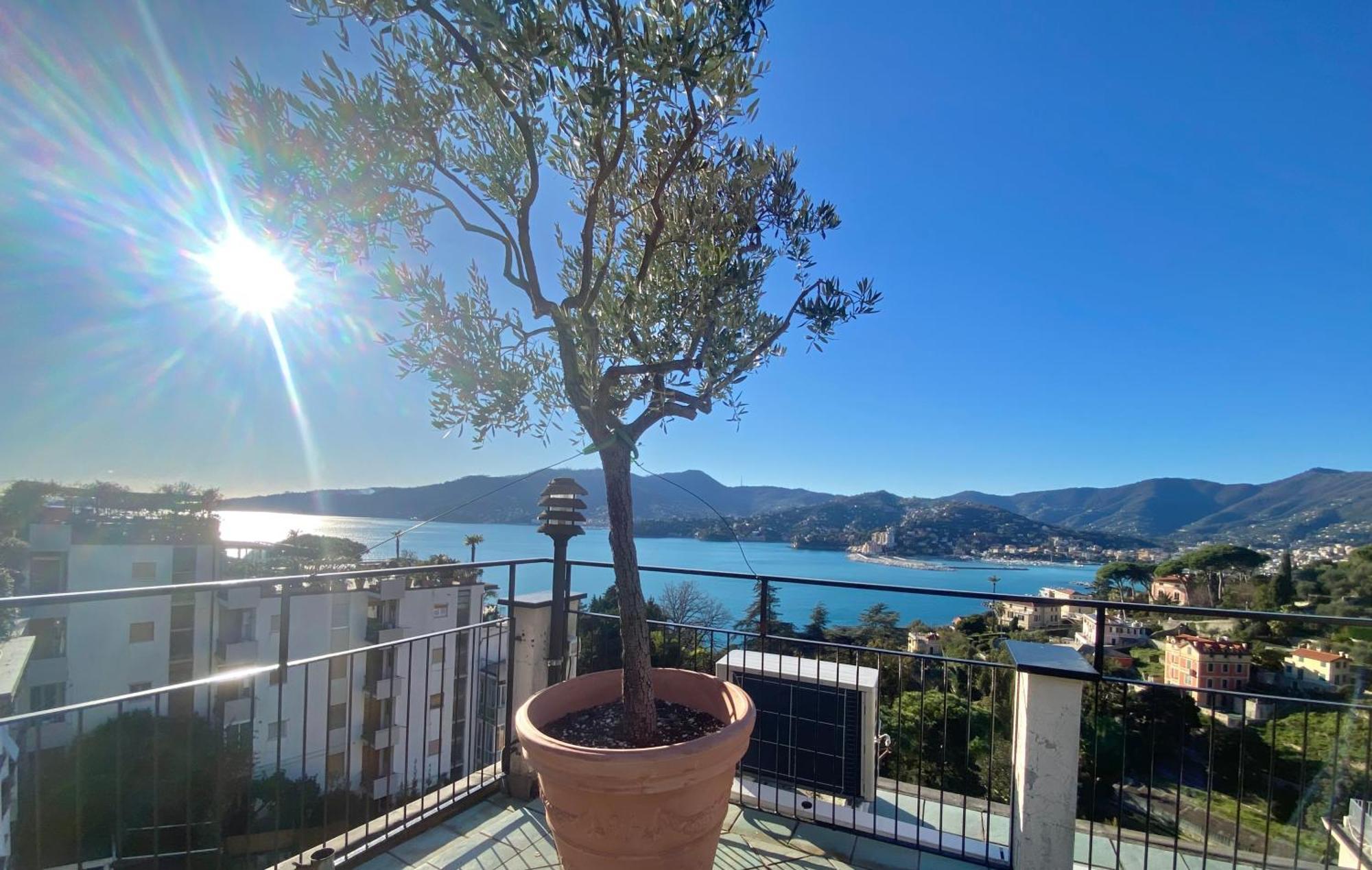 Welcome Riviera - Paradiso 12-Ultimo Restauro Nel 2025-Vista Mare Stupenda-Balcone Con Vista Meravigliosa Piu' Terrazza Solarium Sovrastante Di 70 Mq Esterna Rapallo Esterno foto